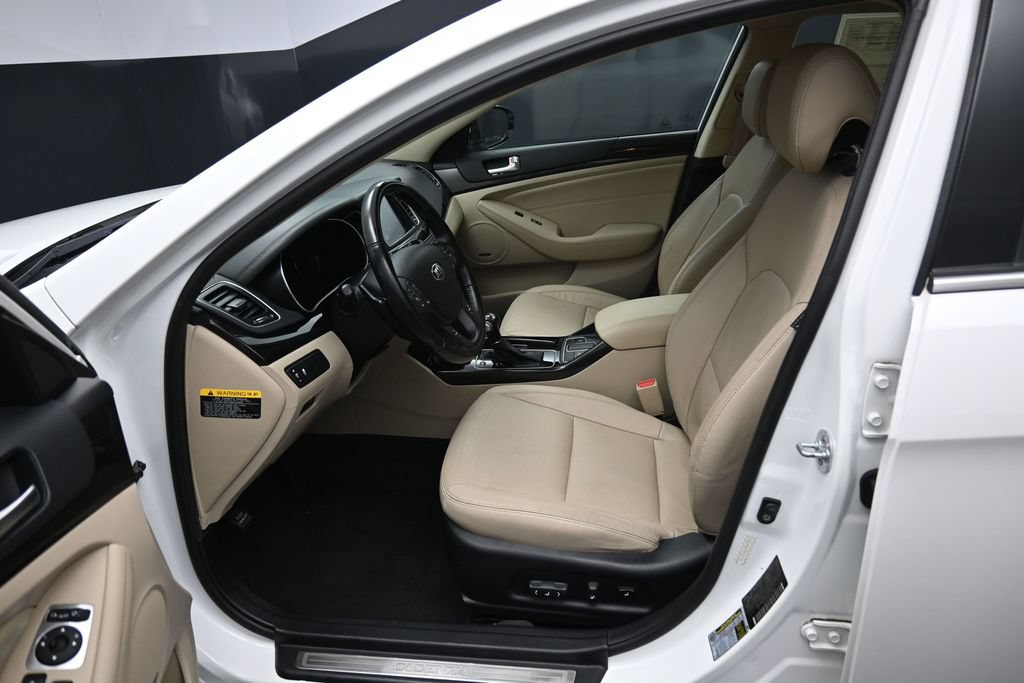 Used 2015 Kia Cadenza Premium FWD image 9