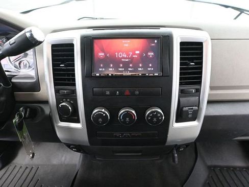 Used 2011 RAM 1500 Big Horn image 29