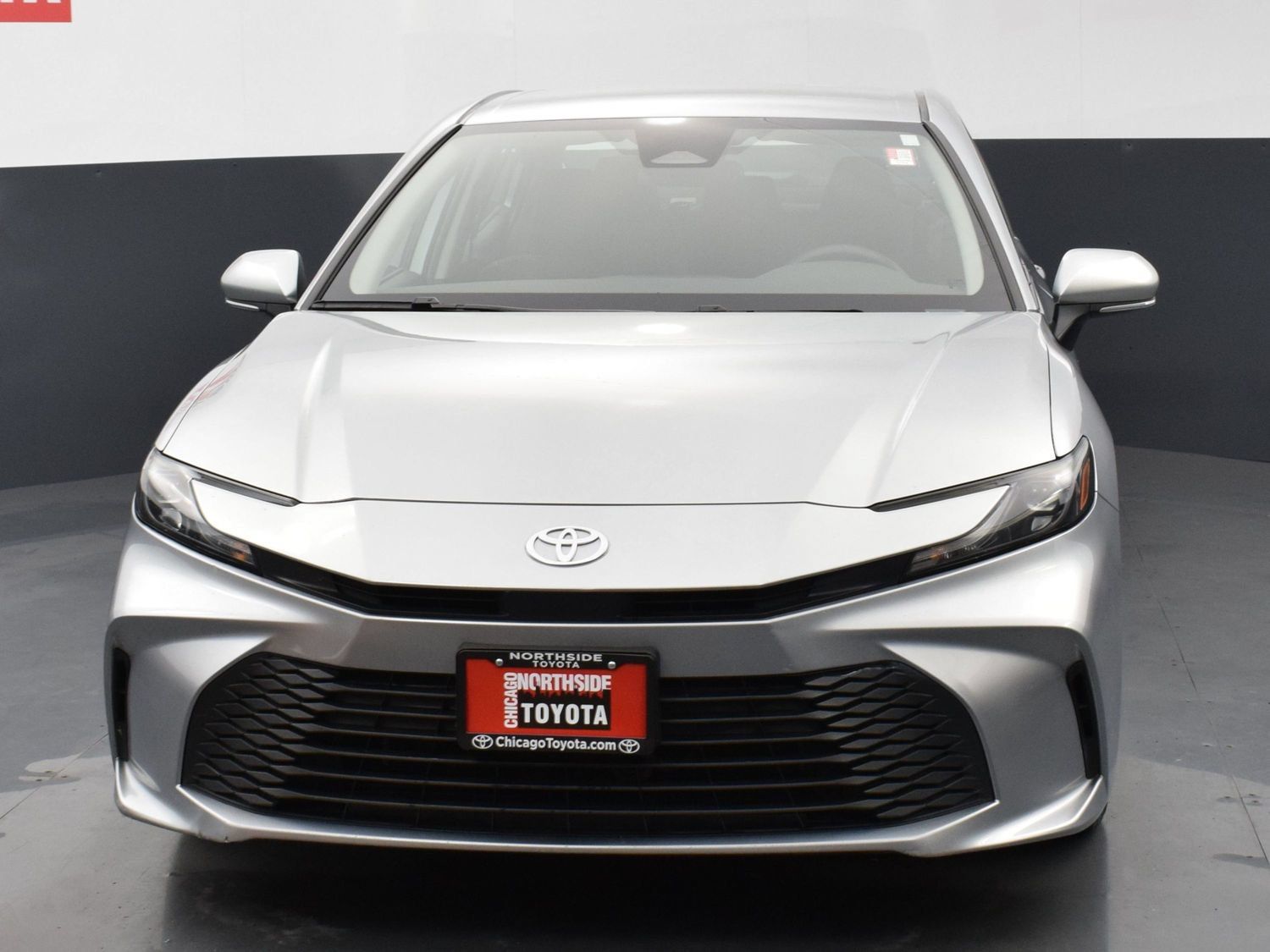 Used 2025 Toyota Camry LE FWD image 7