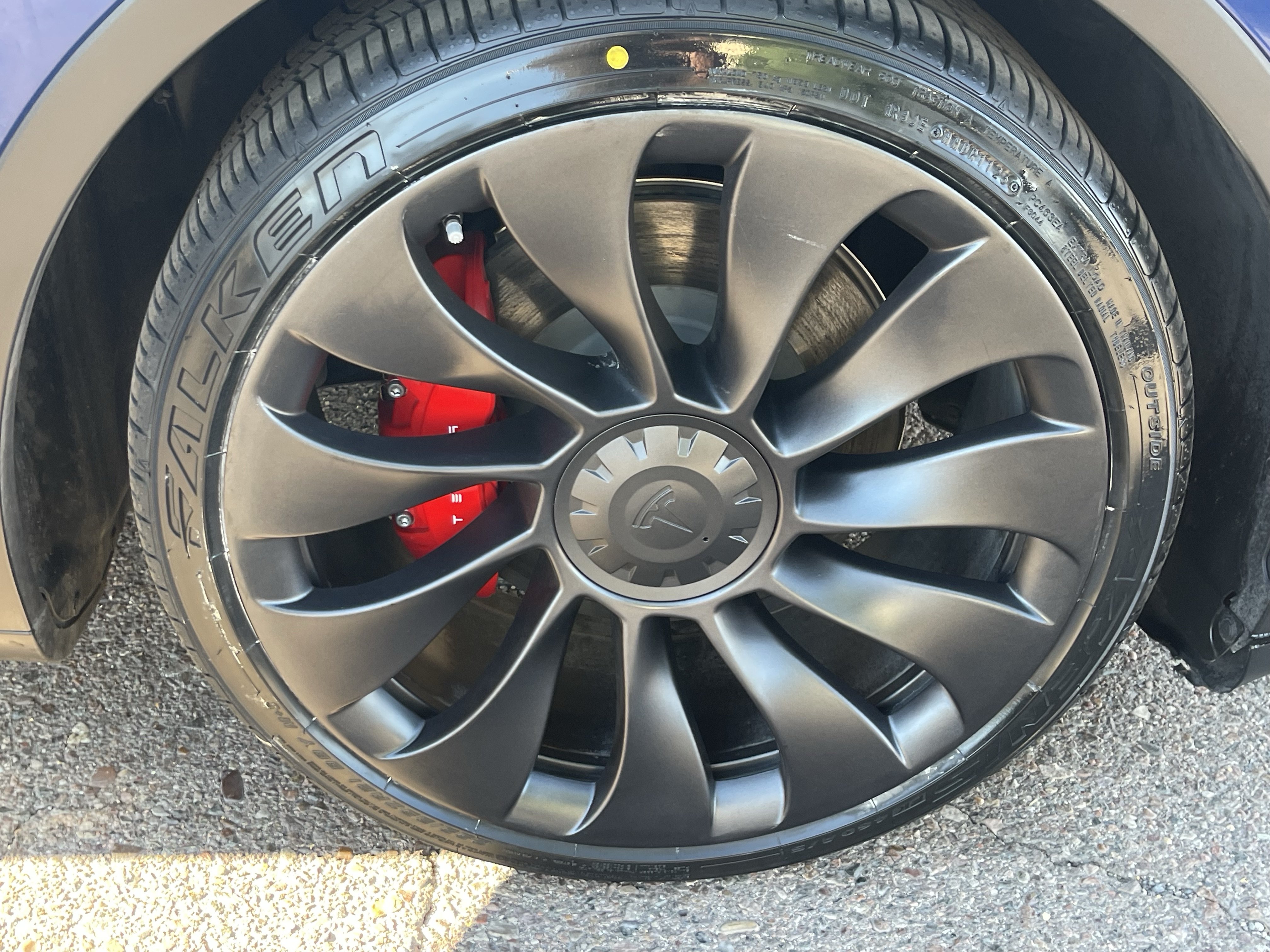 Used 2023 Tesla Model Y Performance AWD/4WD image 11
