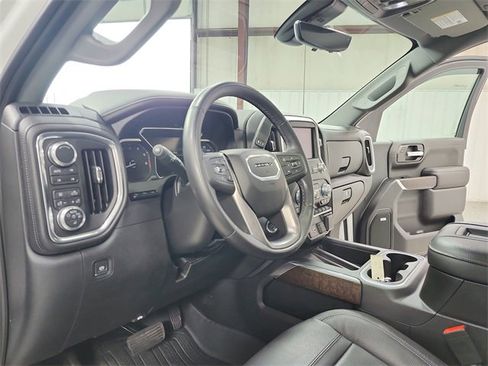 Used 2019 GMC Sierra 1500 Denali w/ Denali Ultimate Package image 18