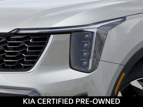 Certified 2026 Kia Sorento EX w/ EX Premium Package FWD image 10