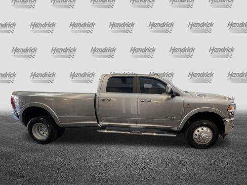 Used 2020 RAM 3500 Laramie image 11