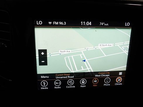 Used 2018 Jeep Compass Limited w/ Navigation Group FWD image 16
