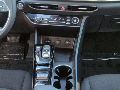 Used 2022 Hyundai Sonata SEL FWD image 17