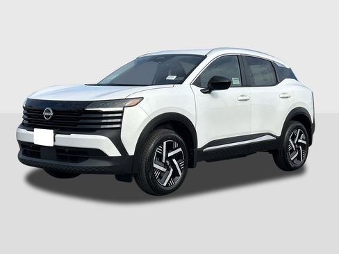 New 2026 Nissan Kicks SV image 1