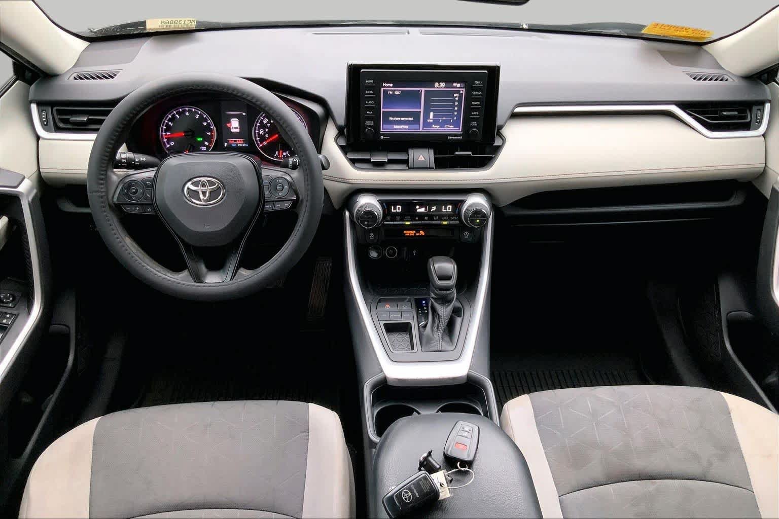Used 2021 Toyota RAV4 XLE FWD image 15