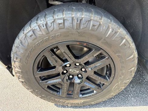 Used 2022 Chevrolet Silverado 1500 Custom AWD/4WD image 11