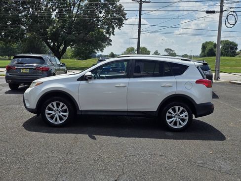 Used 2014 Toyota RAV4 Limited w/ Technology Package AWD/4WD image 5