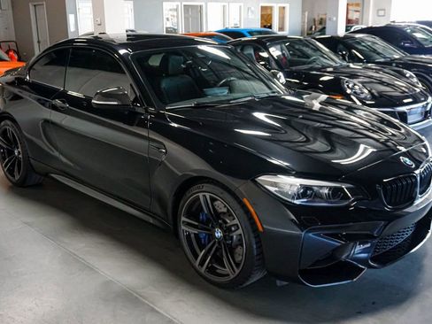 Used 2018 BMW M2 image 2
