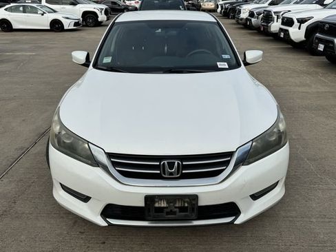 Used 2015 Honda Accord Sport image 2