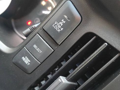 Used 2012 Honda Ridgeline RT image 23