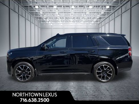 Used 2021 Chevrolet Tahoe RST w/ Luxury Package AWD/4WD image 3