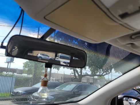 Used 2011 Nissan Murano SV FWD image 27