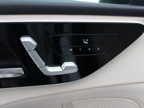 New 2025 Mercedes-Benz C 300 4MATIC Sedan image 12
