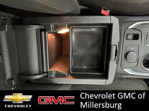 Used 2019 Chevrolet Traverse LT FWD image 28