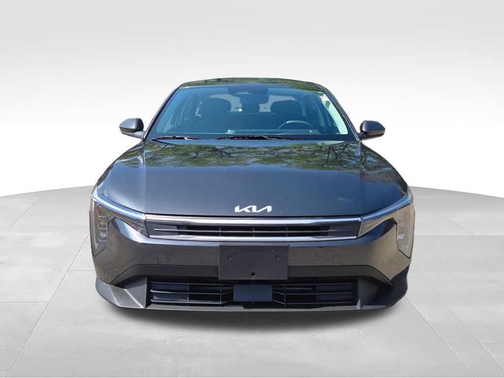 Used 2026 Kia K4 FWD image 2