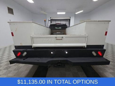 Used 2018 Chevrolet Silverado 3500 LT image 4