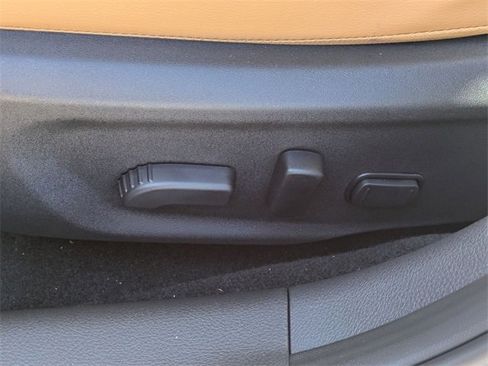 New 2025 Nissan Sentra SV w/ SV Premium Package image 15