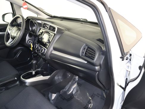 Used 2019 Honda Fit LX image 40