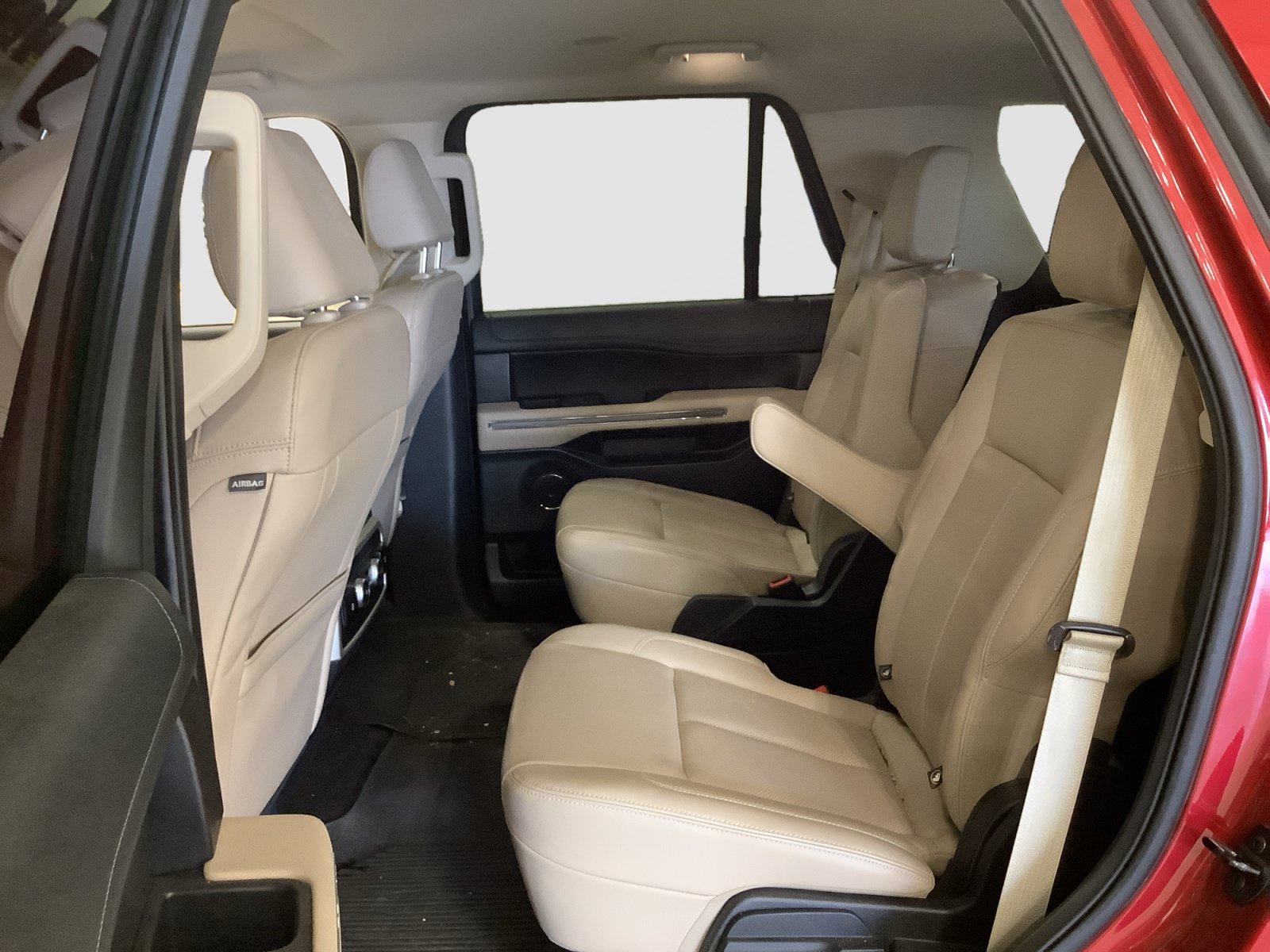 Used 2022 Ford Expedition XLT RWD image 12