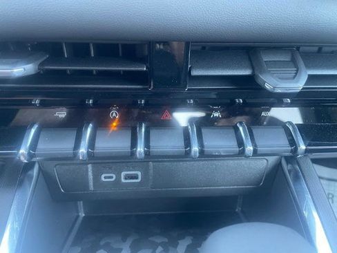 New 2025 GMC Canyon Elevation w/ Convenience Package image 19