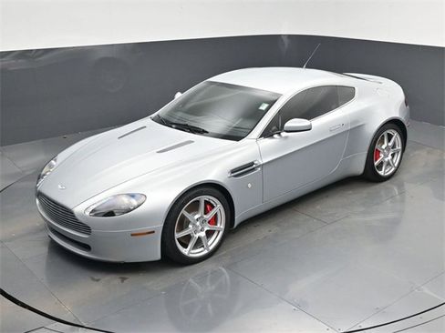 Used 2007 Aston Martin V8 Vantage Coupe image 31