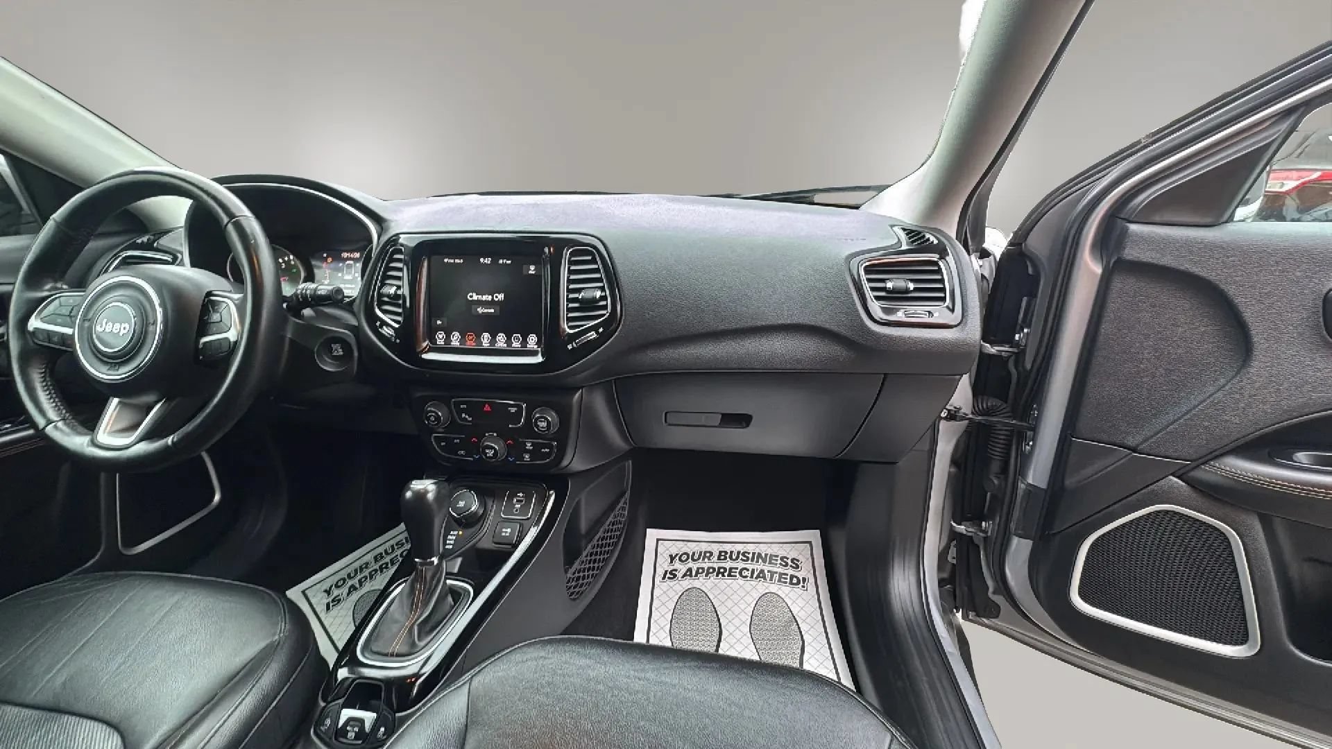 Used 2019 Jeep Compass Limited w/ Safety & Security Group AWD/4WD image 6