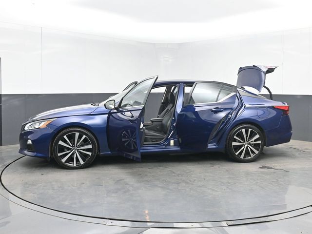 Used 2022 Nissan Altima 2.5 SR FWD image 50