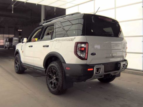 Used 2025 Ford Bronco Sport Badlands w/ Sasquatch Badlands Package AWD/4WD image 4