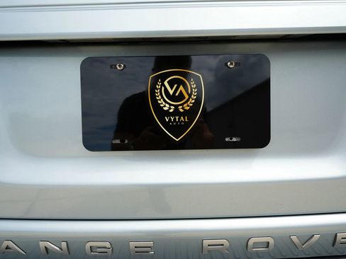 Used 2011 Land Rover Range Rover Sport Supercharged image 16