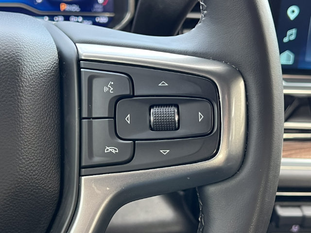 Used 2025 Chevrolet Silverado 1500 LT AWD/4WD image 21