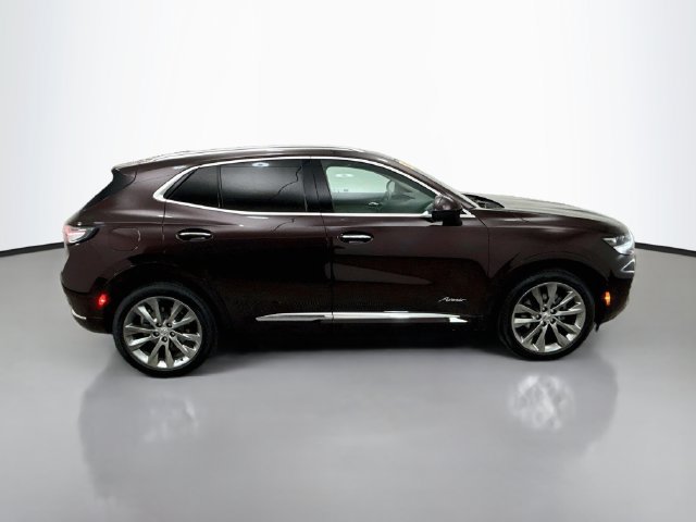 Used 2022 Buick Envision Avenir w/ Technology Package II FWD image 8