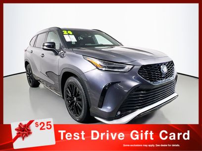 Used 2024 Toyota Highlander XSE