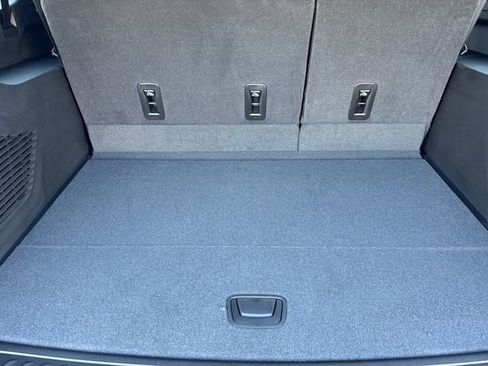 New 2026 GMC Yukon XL Elevation w/ LPO, Floor Liner Package AWD/4WD image 18