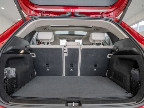 Used 2021 Mercedes-Benz GLA 250 4MATIC image 34