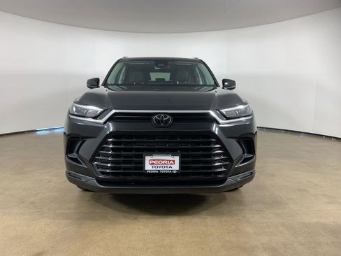 Used 2024 Toyota Grand Highlander AWD Hybrid image 3