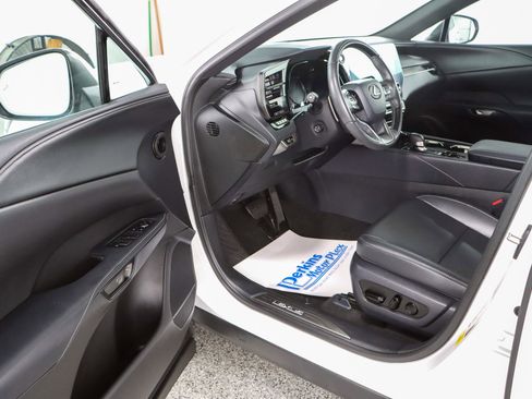 Used 2024 Lexus RX 350 Premium w/ Accessory Package (K3) FWD image 3