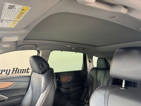 Used 2022 Acura MDX FWD w/ Technology Package image 4