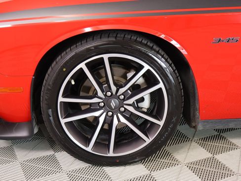 Used 2023 Dodge Challenger R/T RWD image 15