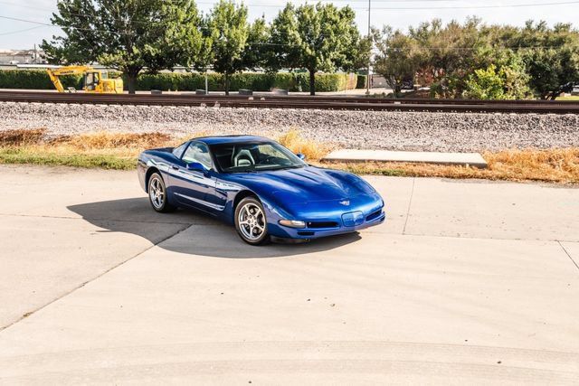 Used 2003 Chevrolet Corvette Coupe w/ Preferred Equipment Group RWD image 35