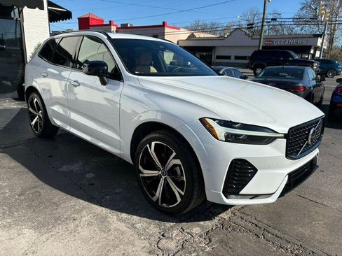 Used 2023 Volvo XC60 B5 Ultimate w/ Protection Package Premier image 6