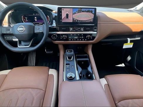 New 2026 Nissan Pathfinder Platinum AWD/4WD image 5