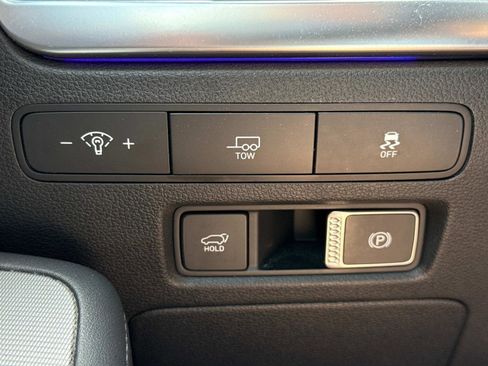 Used 2023 Hyundai Palisade Calligraphy image 12