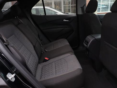 Used 2024 Chevrolet Equinox LT image 41