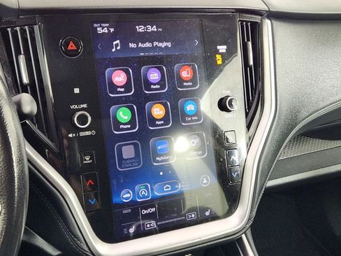 Used 2020 Subaru Outback Premium image 15