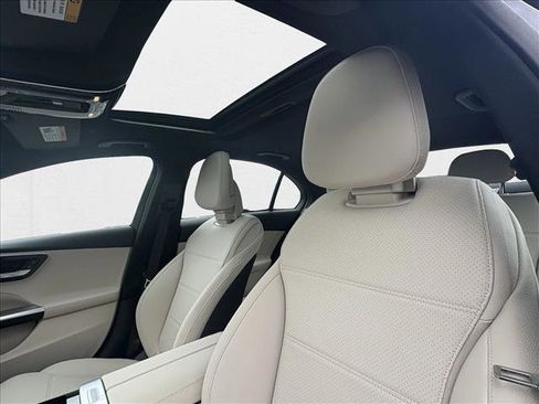 New 2025 Mercedes-Benz C 300 4MATIC Sedan image 13