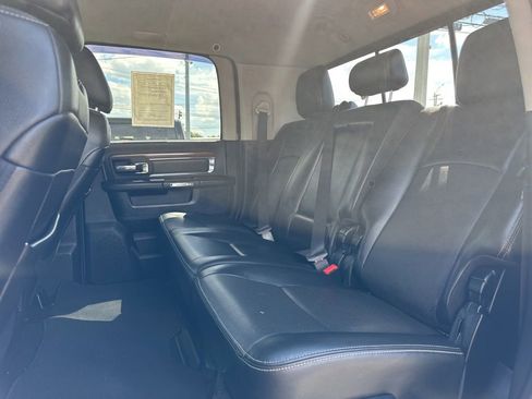 Used 2014 RAM 3500 Laramie w/ Convenience Group AWD/4WD image 17