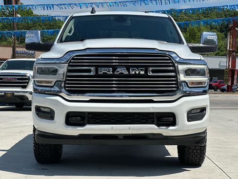 Used 2024 RAM 2500 Laramie AWD/4WD image 2
