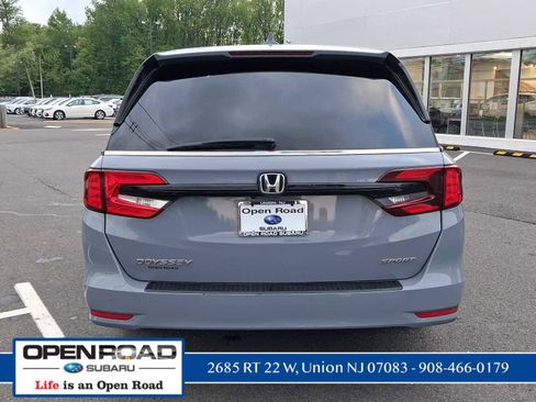 Used 2023 Honda Odyssey Sport image 8